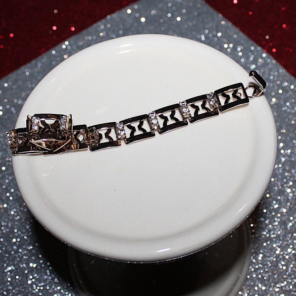 Vintage 1950's Reinad Gold Tone and Rhinestone Bracelet